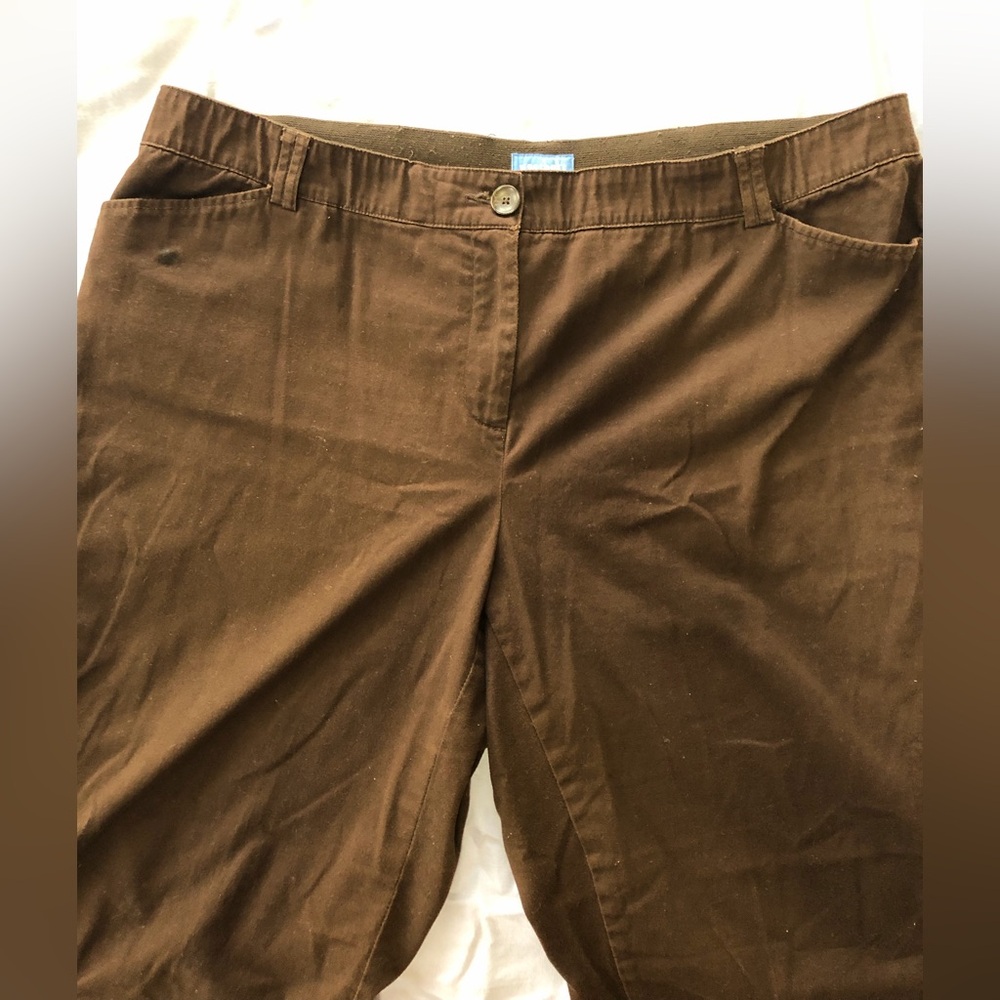 Westport woman’s casual pants, brown, zipper with button, comfortable waistband